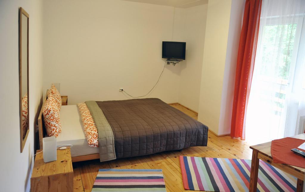 Hotel Pensiunea Tiuta Corbeni Exteriér fotografie